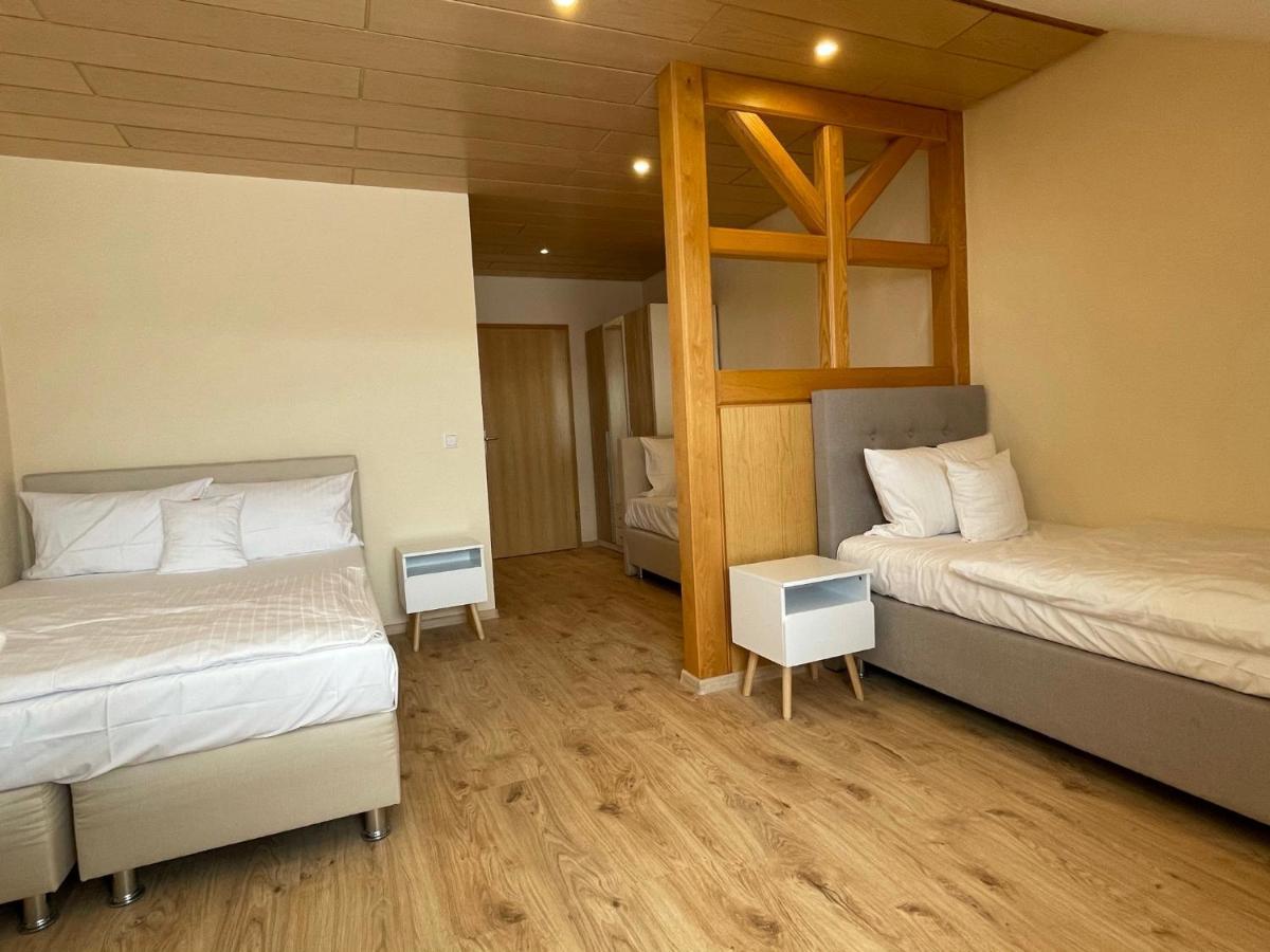 Hotel Andrea Crailsheim Bagian luar foto